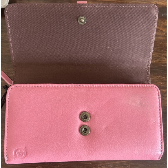 Born Bexton Deluxe Leather Wallet Tri Fold Pink Color- Brown Lining Color NEW - Picture 5 of 6